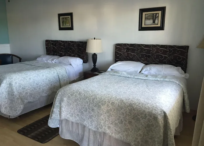 Powhatan Hotel 2*
